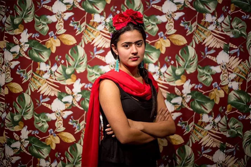 Frida Kahlo'yu taklitleriyle andı 43