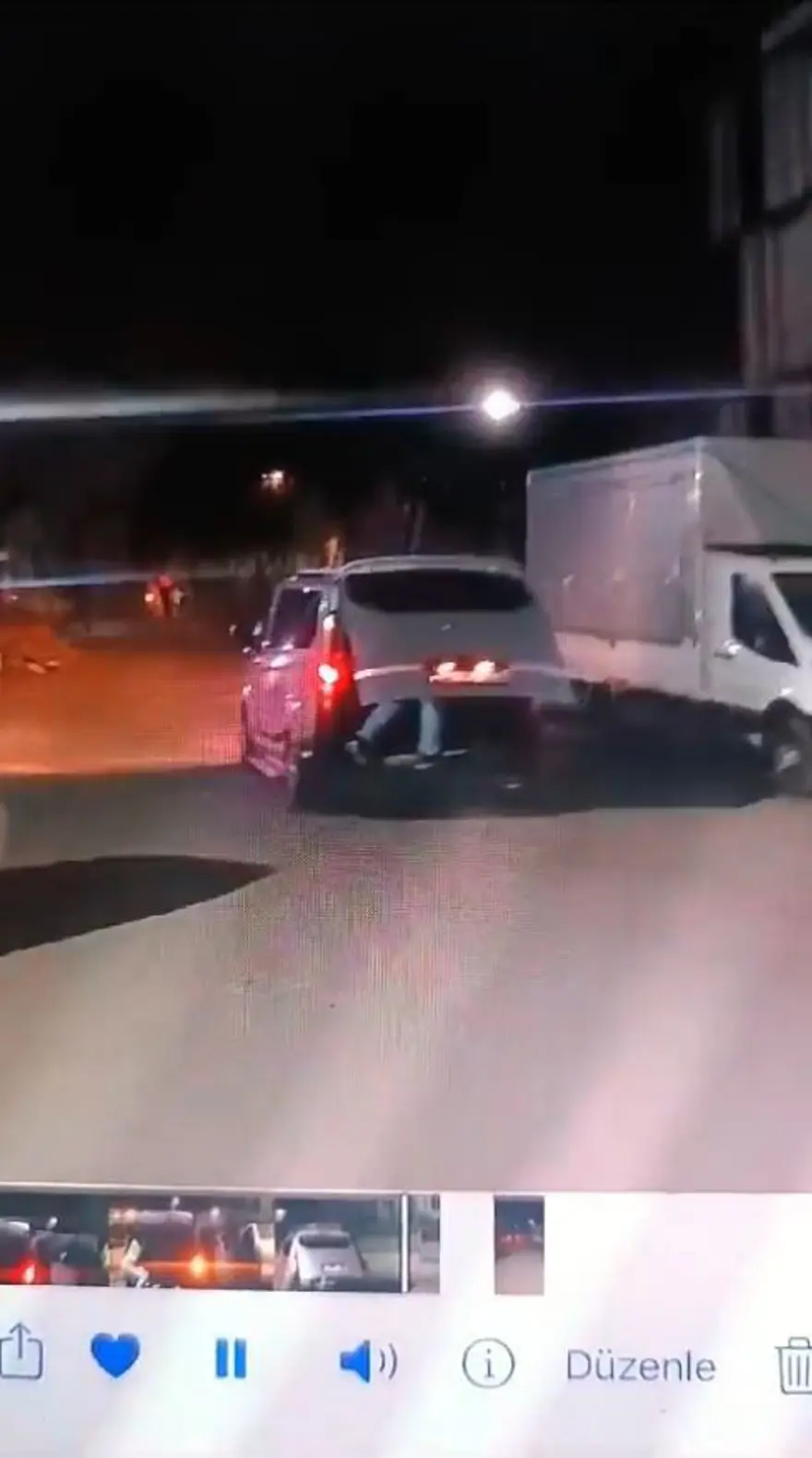 İstanbul’dafilm gibi hırsızlık: Şantiye çalışanı gibi giyinip minibüsle soygun yaptılar 4