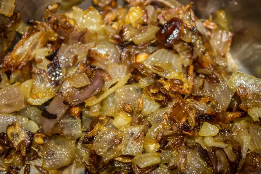 Uzmanı açıkladı: Yemeklere eklemek iltihabı azaltabilir Uzmanı açıkladı: Yemeklere eklemek iltihabı azaltabilir