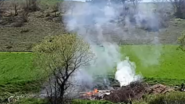 Köy çöplüğünde yangın paniği