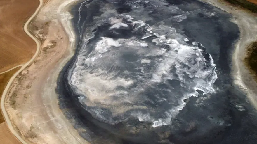 "Flamingo cenneti" kurudu! 180 kuş türünün yaşam alanı kalmadı 1