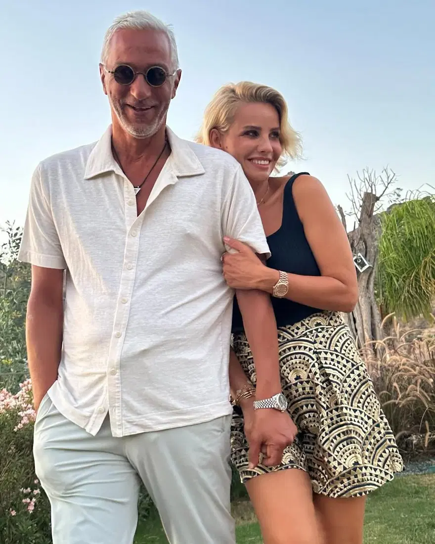 Esra Erol'dan eşi Ali Özbir'e: Sevgilim kalbimden eksik olma 3 Esra Erol'dan eşi Ali Özbir'e: Sevgilim kalbimden eksik olma 3