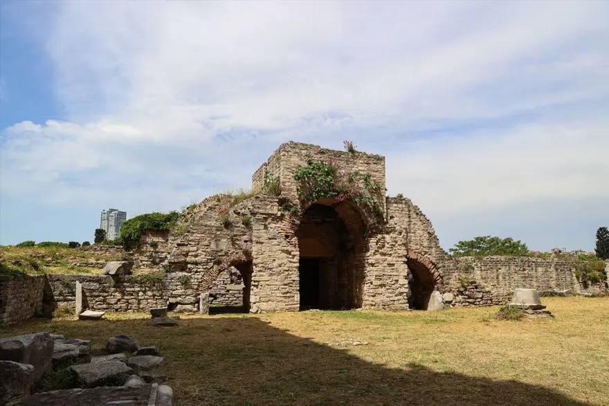 İstanbul'un en eski açık hava müzesi: Yedikule Hisarı 16