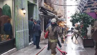 İstiklal Caddesi'nde restoran yangını