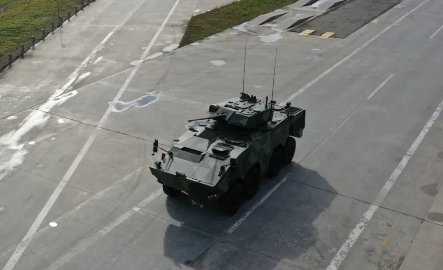 Yerli motorlu 8x8 Arma II görücüye çıktı 18