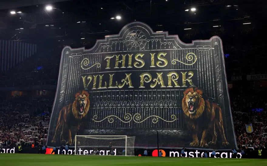 MAÇ ÖNÜ SEREMONİSİNDE HATA 3 MAÇ ÖNÜ SEREMONİSİNDE HATA 3