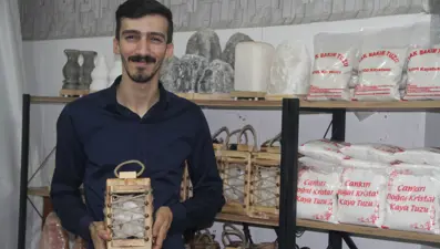 Dünyanın en saf tuzları arasında yer alıyor: Hayalindeki işi kurdu şimdi dört bir yana gönderiyor