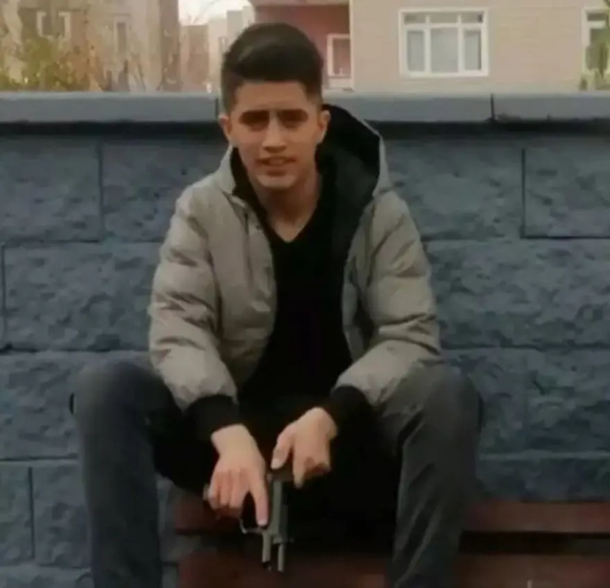 BIÇAKLI SALDIRI 9 BIÇAKLI SALDIRI 9