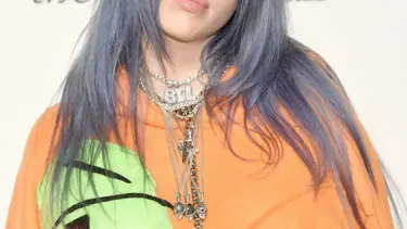 Billie Eilish'ten üstsüz robot kapağına tepki