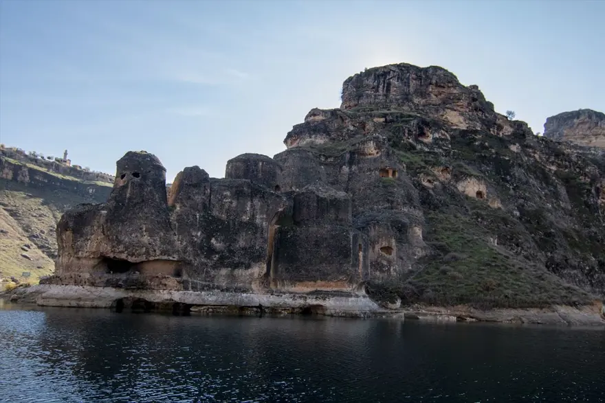 diyarbakır, mardin, hilar mağaraları, evliyalar diyarı, asur krallığı, dara antik kenti, ipek yolu 8 diyarbakır, mardin, hilar mağaraları, evliyalar diyarı, asur krallığı, dara antik kenti, ipek yolu 8