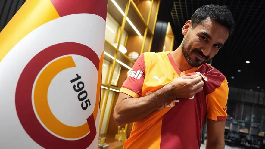 İlkay Gündoğan sarı-kırmızılı formayı giydi 