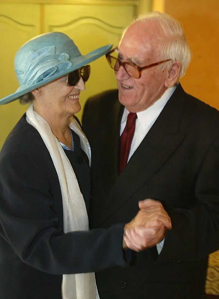 Dünyanın en yaşlı gelin ve damadı muradına erdi 3