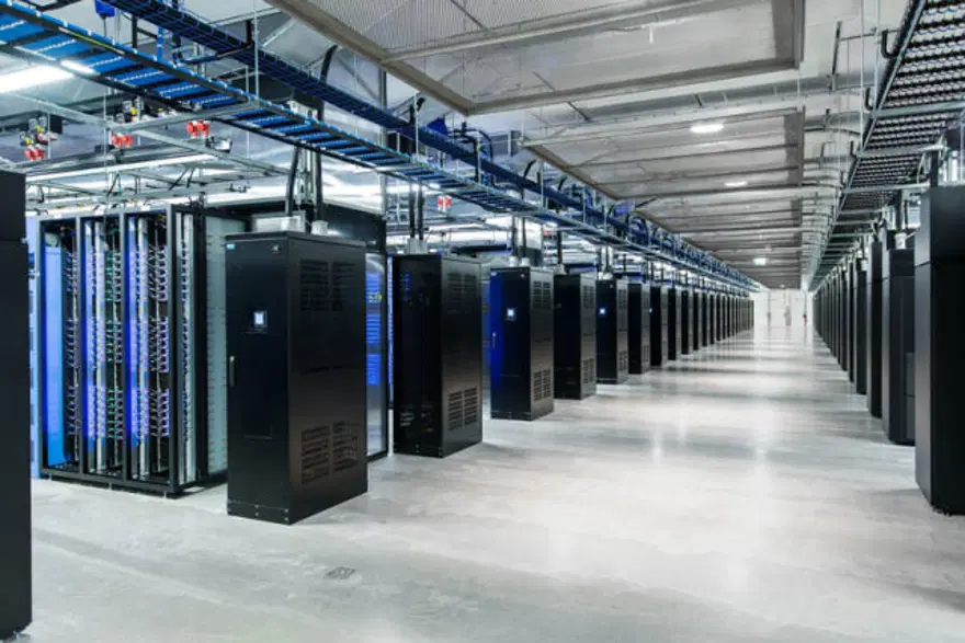 Facebook'un ABD dışındaki ilk veri merkezi 7