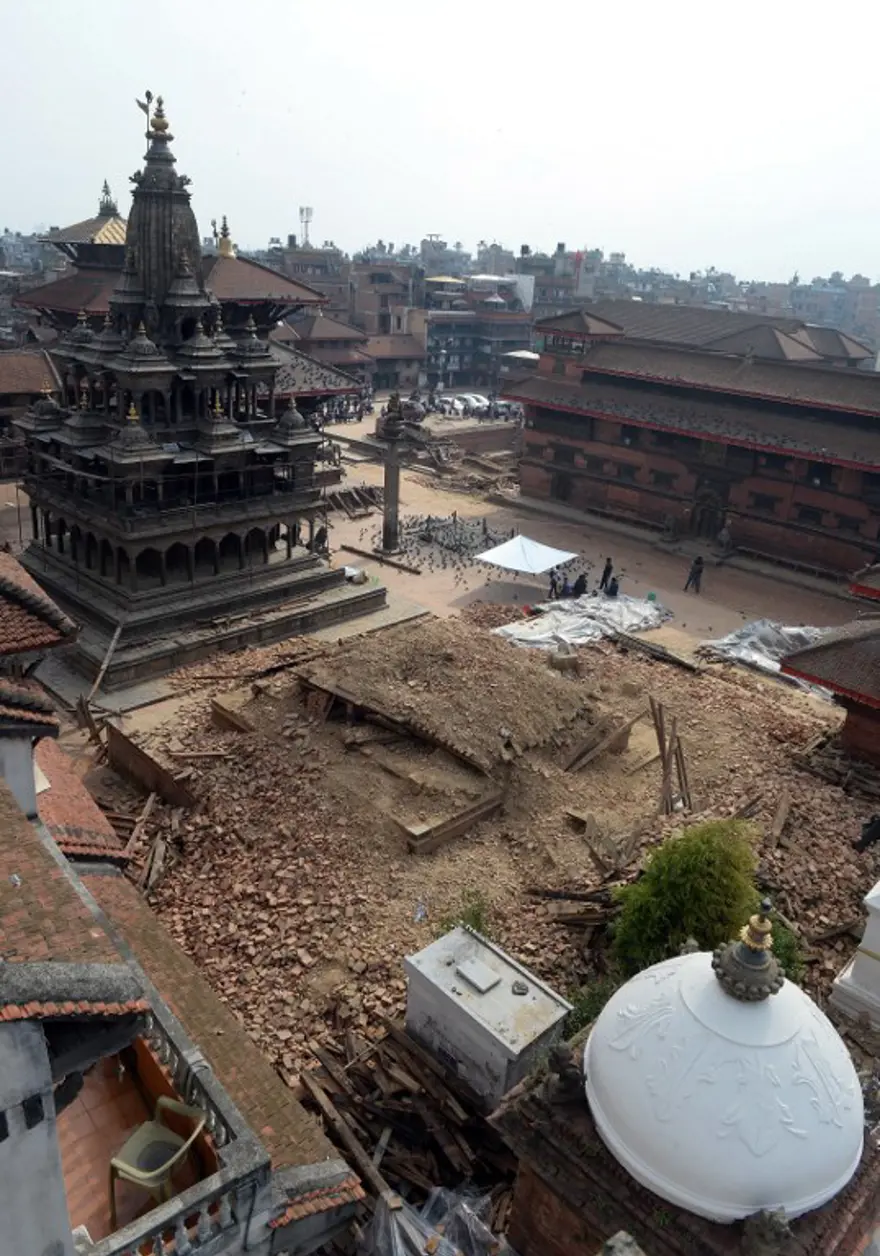 Nepal Başbakanı: Ölü sayısı 10 bine ulaşabilir 16