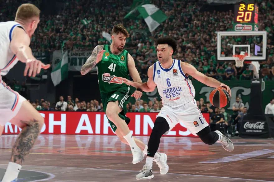 Cedi Osman'a tepkiler çığ gibi büyüdü, Ergin Ataman ve milli basketbolcudan açıklamalar geldi: "Maçı mı bırakacaktı?" 1 Cedi Osman'a tepkiler çığ gibi büyüdü, Ergin Ataman ve milli basketbolcudan açıklamalar geldi: "Maçı mı bırakacaktı?" 1