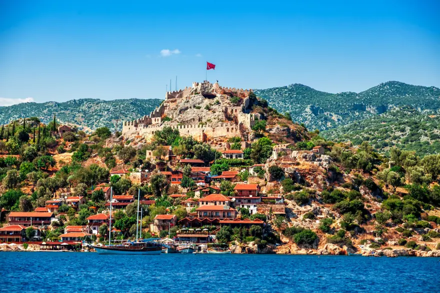 Kekova tarihinin en sessiz dönemini yaşıyor 