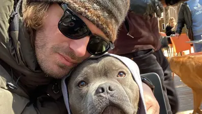 Kıvanç Tatlıtuğ'un paylaşımına beğeni yağdı: "Adamın köpeği bile yakışıklı"