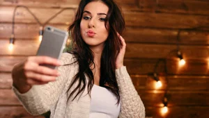 Burun estetiği psikolojiyi nasıl etkiler? (Selfie estetik talebini arttırdı) Burun estetiği psikolojiyi nasıl etkiler? (Selfie estetik talebini arttırdı)