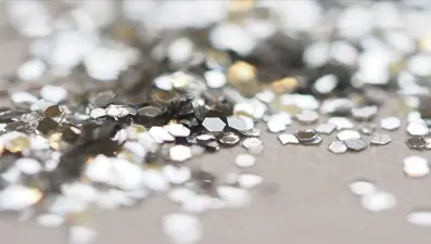 Gümüşte gerileme devam ediyor