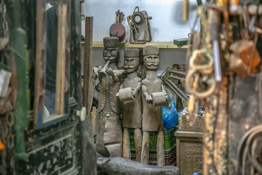 Osmanlı'daki ahşap kukla geleneğini yaşatıyorlar 5 Osmanlı'daki ahşap kukla geleneğini yaşatıyorlar 5