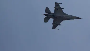 'İsrail jetleri Şam'ı vurdu'