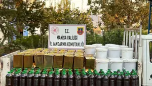 Sahte zeytinyağı, bal ve salça satan iş yerine operasyon Sahte zeytinyağı, bal ve salça satan iş yerine operasyon