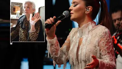 Demet Akalın'ın annesi evinde kaza geçirdi: İşte son durumu