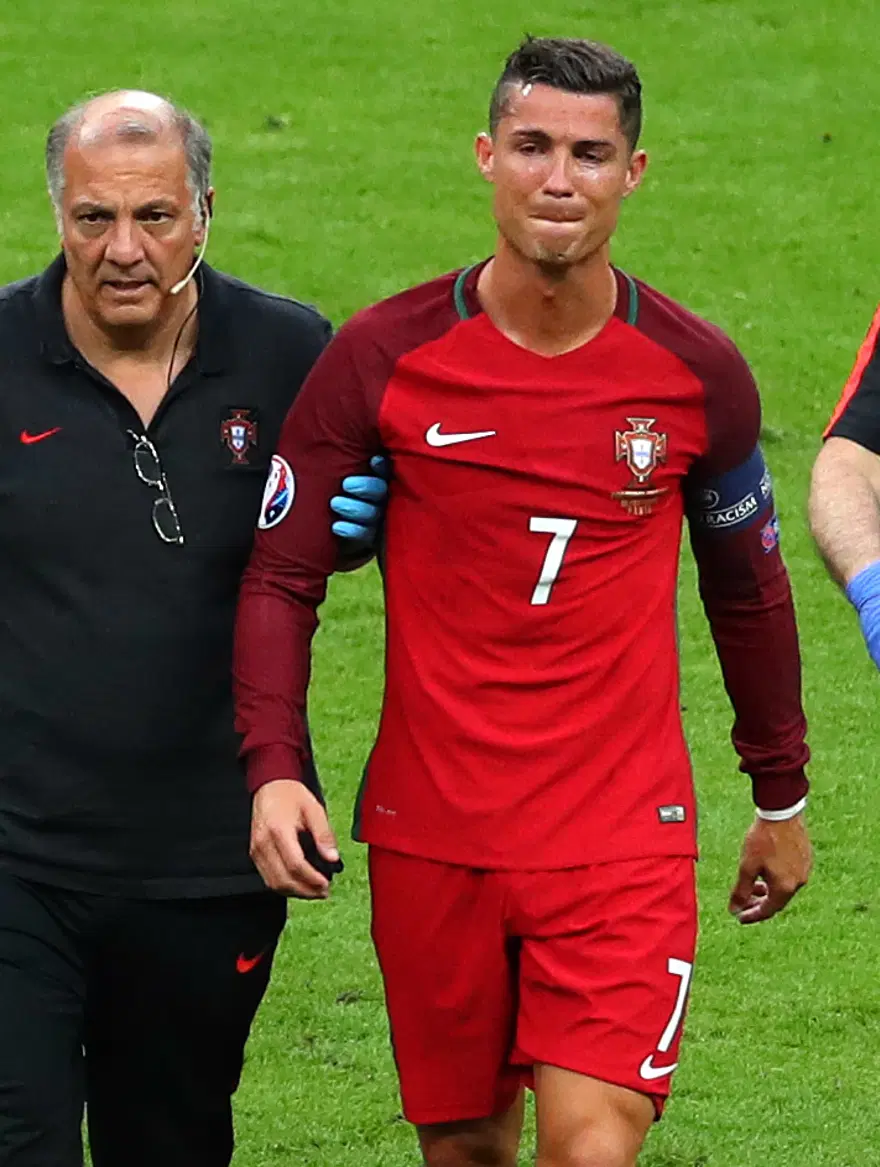Cristiano Ronaldo'nun gözyaşları 3 Cristiano Ronaldo'nun gözyaşları 3
