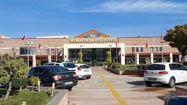 Kemalpaşa Belediyesi'ne yolsuzluk operasyonu: Başkan yardımcısı ve 4 kişi gözaltında