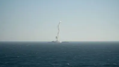 Hipersonik güç savaşı: Rusya Zircon füzesini ateşledi