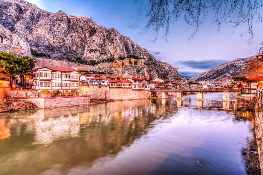 'Şehzadeler şehri' Amasya tarih kokan otantik sokaklarıyla ziyaretçilerini bekliyor 17