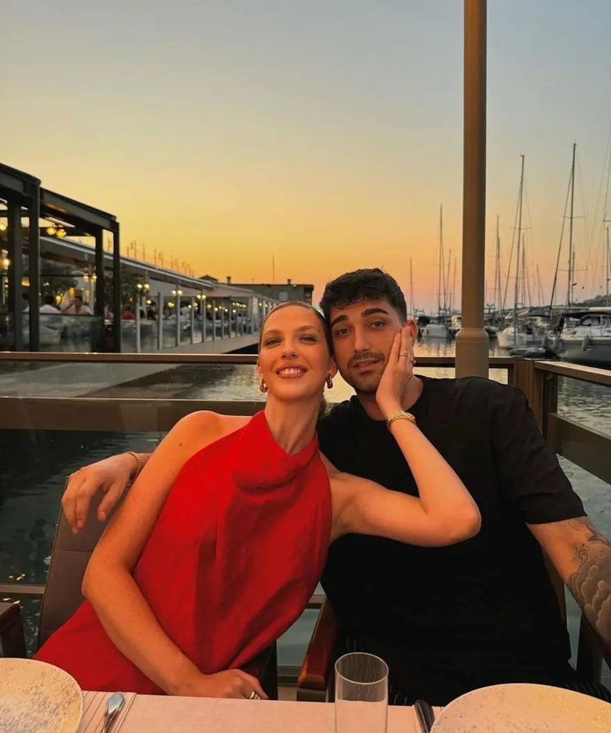 Yasemin Şefkatli'den "Aşklar geldi" paylaşımı 10