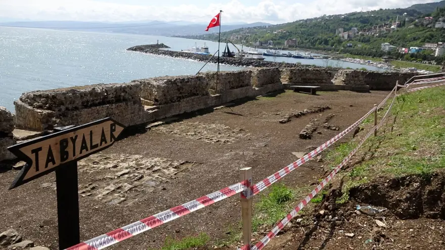 Akçakale Kalesi'nin kalıntıları deniz altından çıkıyor 2