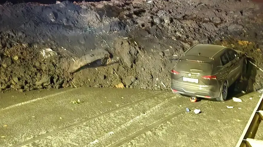 Artvin'de heyelan: Karadeniz Sahil Yolu'nun tek şeridi ulaşıma açıldı 1