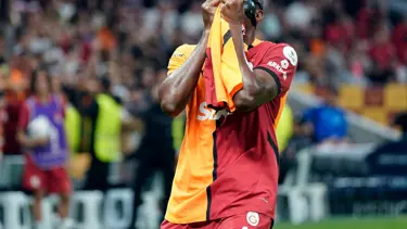 Galasaray'da Osimhen oyuna devam edemedi