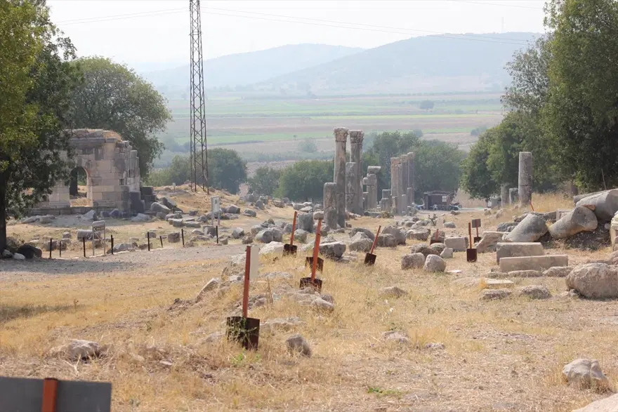 Çukurova'nın Efes'i Kastabala Antik Kenti adım adım gün yüzüne çıkıyor 21 Çukurova'nın Efes'i Kastabala Antik Kenti adım adım gün yüzüne çıkıyor 21
