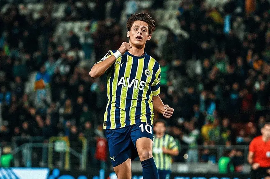 SÜPER LİG'DE 32 MAÇTA FORMA GİYDİ, 7 GOL ATTI 8