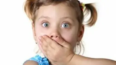 Konuşma bozukluğunun ilk belirtileri