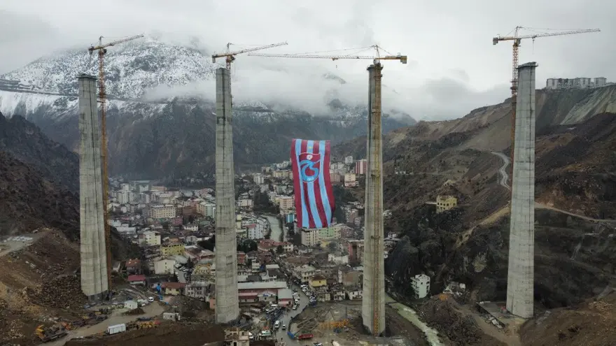 Trabzonspor’un şampiyonluk kutlamaları Artvin'den başladı 8 Trabzonspor’un şampiyonluk kutlamaları Artvin'den başladı 8