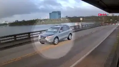 Asma köprüdeki tehlikeli yolculuk