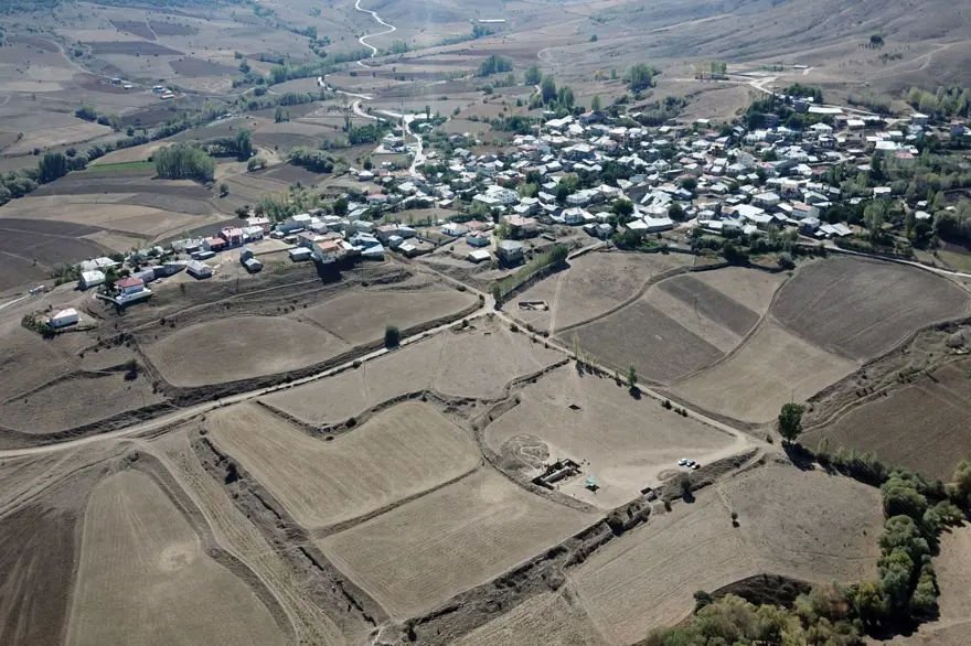 Satala Antik Kenti'ndeki kazılarda 5 bin yıllık bulgulara rastlandı 15
