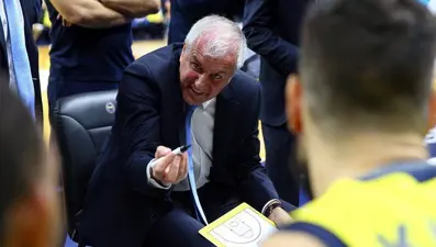 Obradovic'in küfürleri gündemde: Spor camiası Fenerbahçe koçu için ikiye bölündü