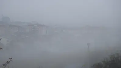 Edirne Keşan'da yoğun sis: Görüş mesafesi 30 metreye düştü