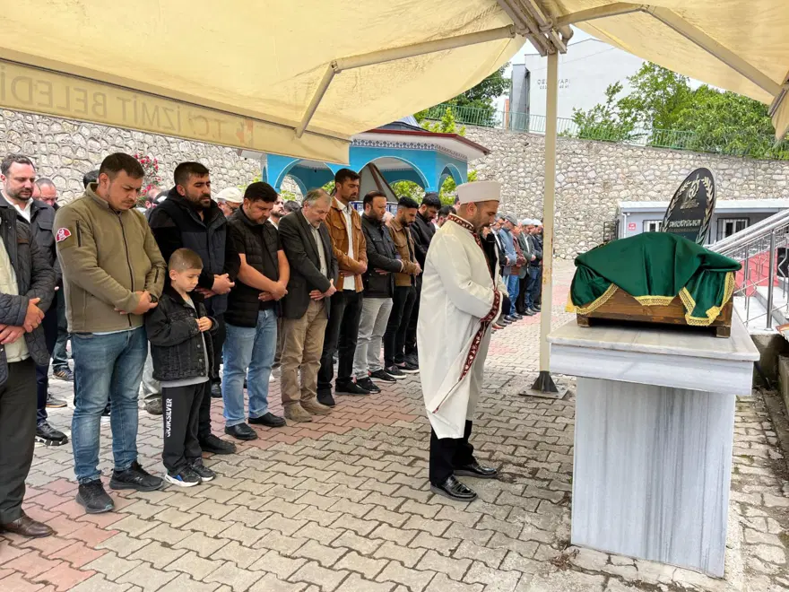 Minik Ardıç son yolculuğuna uğurlandı 2