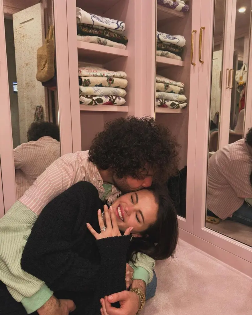 Selena Gomez'den yeni tarz 3