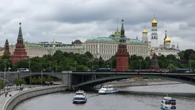 Ukrayna’dan İHA saldırısı: Moskova’da 2 havalimanında uçuşlar askıya alındı