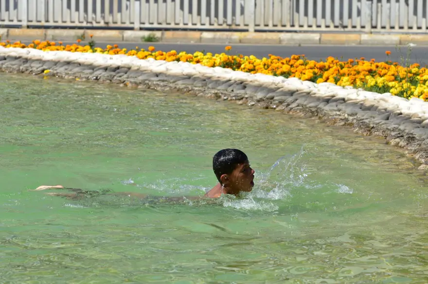 İstanbul için saat verildi: Yaz sağanaklarına dikkat! (Bu hafta hava nasıl olacak?) 9