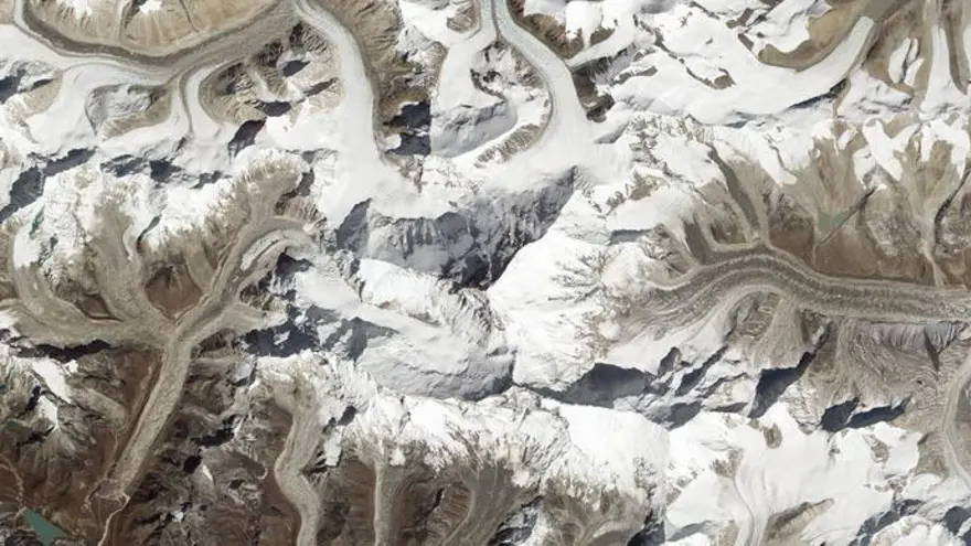 Milyonlarca kişiyi etkileyen kesinti yörüngeden görüntülendi (NASA paylaştı) 29