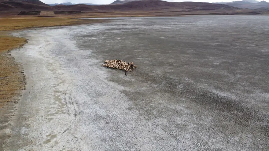 İKLİM DEĞİŞİKLİĞİ BELİRGİN ŞEKİLDE GÖRÜLÜYOR 2