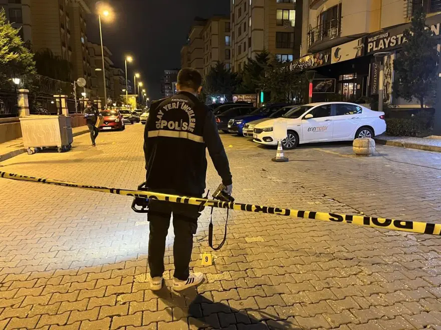 Esenyurt’ta spor salonuna kurşun yağmuru 3 Esenyurt’ta spor salonuna kurşun yağmuru 3